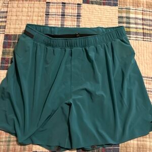 NWOT Men’s XL Surge Short Lines 7’ Inseam